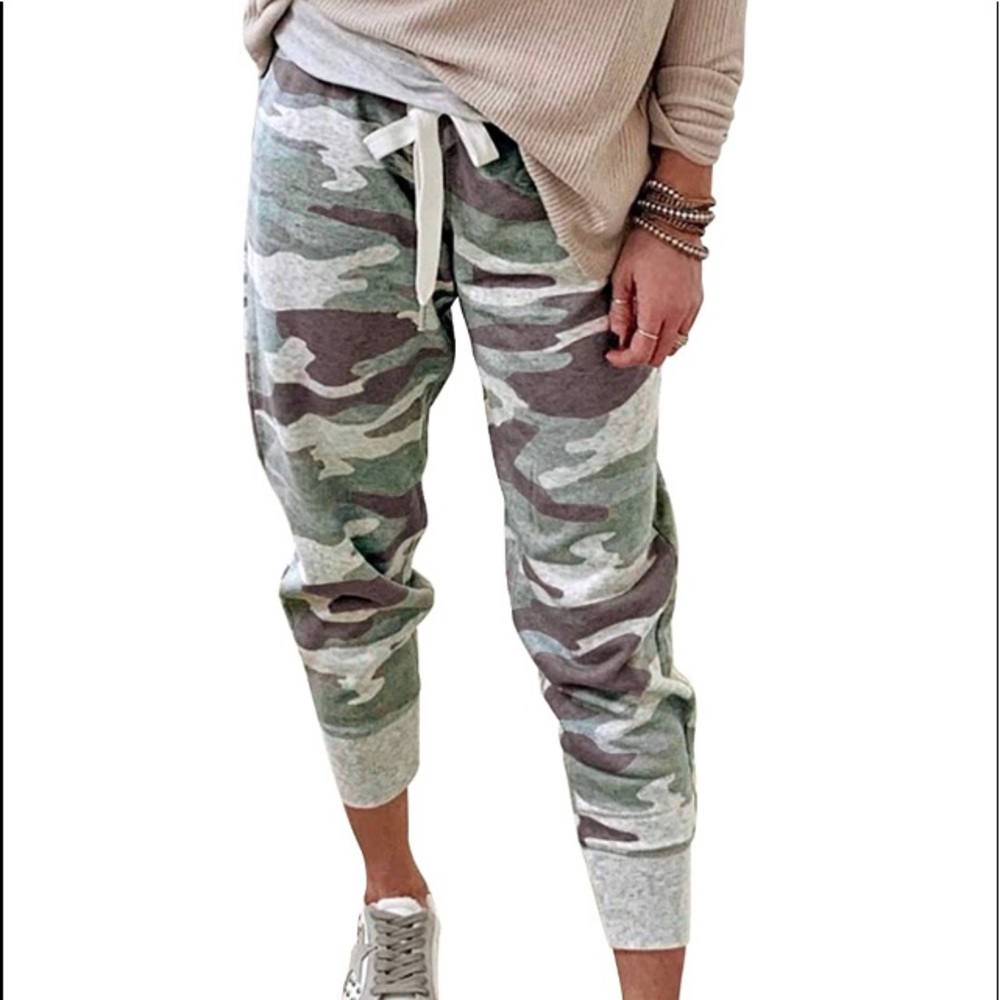 Drawstring Elastic Waist Sweatpants Camouflage M